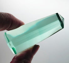 Load image into Gallery viewer, Teal Andara Crystal Generator 2.5inch