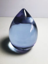 Load image into Gallery viewer, Violet Andara Crystal Pointed Egg