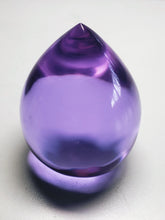Load image into Gallery viewer, Violet Andara Crystal Pointed Egg