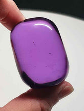 Load image into Gallery viewer, Violet (color change) Andara Crystal Hand/Palm Piece 78g