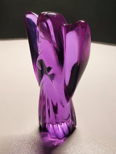 Load image into Gallery viewer, Violet (Color Change) Andara Crystal Angel