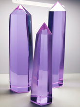 Load image into Gallery viewer, Violet color change Andara Crystal Generator 8.5 inch