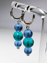 Load image into Gallery viewer, Teal &amp; Violet color change Andara Crystal Earrings