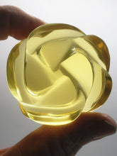Load image into Gallery viewer, Yellow Andara Crystal Rose