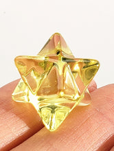 Load image into Gallery viewer, Yellow Green Andara Crystal Merkaba 15mm