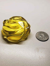 Load image into Gallery viewer, Yellow Andara Crystal Rose