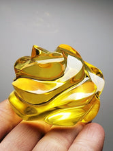 Load image into Gallery viewer, Yellow Andara Crystal Rose