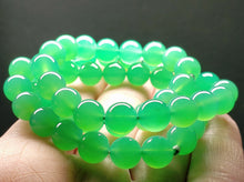 Load image into Gallery viewer, Chrysoprase EO++ 8+mm (super rare size) 19inch