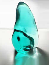 Load image into Gallery viewer, Teal Polished Andara Crystal 10.075kg